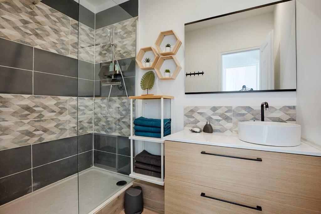 דירות מרסיי Joli T3 Avec Balcon - Gare St-Charles A 50 M מראה חיצוני תמונה